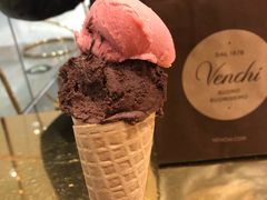 -VENCHI 闻绮(北京国贸商城店)