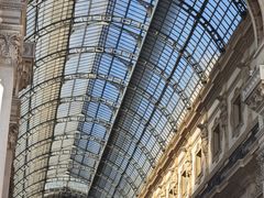 -文艺复兴百货(米兰大教堂广场店)