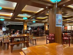 大堂-香麒园·过桥米线·南湖雅宴