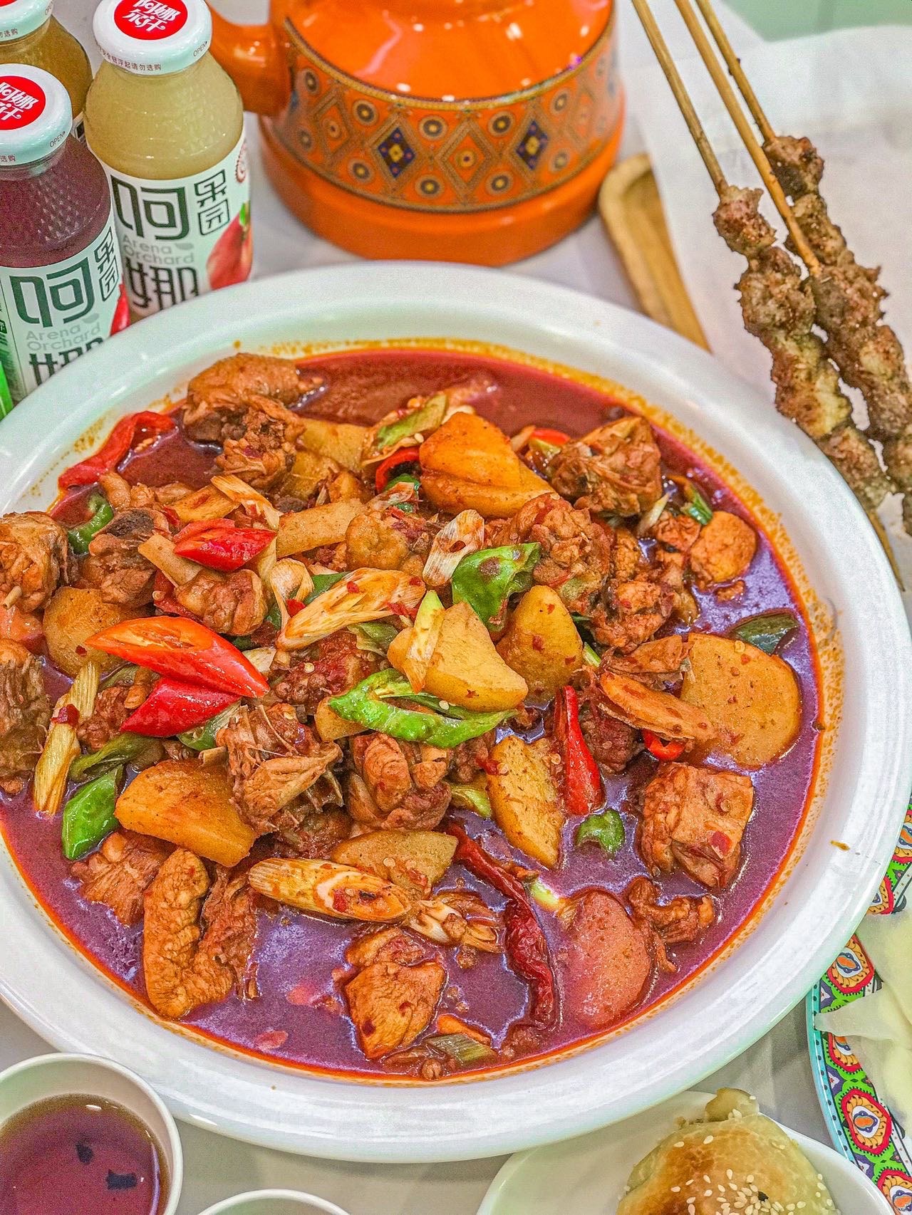 👀谁还没吃过这家的沙湾大盘鸡⁉️举个手看看❗️