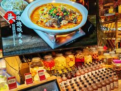 -头上红煨盐鸡·非遗院子餐厅