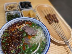 -嘻小北·兰州清汤牛肉面(太平洋森活天地店)
