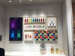 点击看大图 -法国娇兰精品店