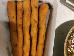 茴香小油条-新辣道鱼火锅(摩尔城店)