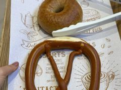 -Dough&Joe团憩(瑞虹天地月亮湾店)