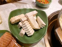 海南芋头-润园四季椰子鸡火锅(海上世界店)