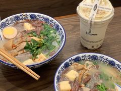 -小潘记鸭血粉丝汤