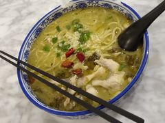 -轻捞慢起面馆(新世界百货店)
