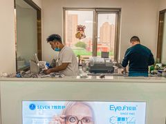 -潘多拉眼镜·蔡司依视路明月(潘家园店)