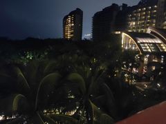 -三亚湾海居铂尔曼度假酒店