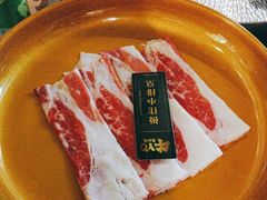 -牛YO寿喜烧·铁板烧和牛火锅自助(市府恒隆店)