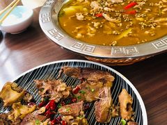 -有红鸡毛店·川菜(建设路店)