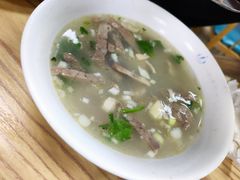羊杂汤-一头牛馅饼店总店(卫工街店)