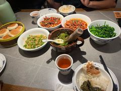 -山涧肴·湘味家肴(松岗满纷天地店)