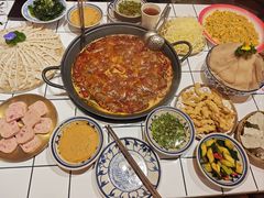 -旧街市鲜货老火锅(大光路店)