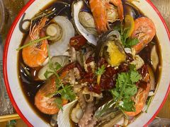 -老东镇啤酒屋海鲜加工·蒸汽海鲜·海鲜烧烤(台东店)