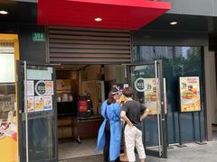 门面-麦当劳(普陀香溢花城店)