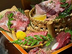 -山川小町·极番烧肉(新地假日广场店)