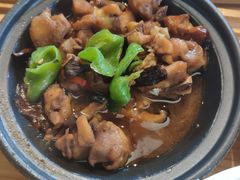 黄焖鸡煲-72街红烧排骨饭(海珠丽影广场店)