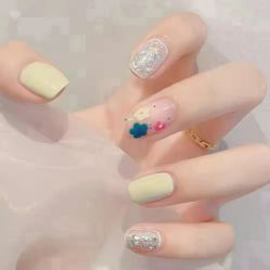 -悦指间美甲美睫