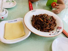 -闫水饺大酒楼·北京老闫靓马饺子馆
