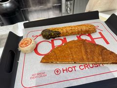 -HOT CRUSH趁热集合·现烤面包(环球港店)
