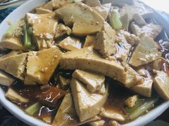 家常豆腐-何适山庄 ·可团建(水长城P2停车场店)