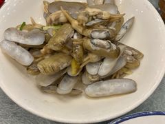 -侬佳蒸菜馆(听潮店)