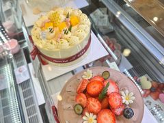 -花花卷卷·鲜食蛋糕(静安久光百货店)