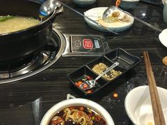 -东椰·海南椰子鸡火锅(朝阳门店)