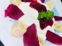 希腊草莓酸奶&希腊核桃蜂蜜酸奶-HELLO MUSAE 拾光缪斯餐厅·纯正希腊风味(苏州中心店)