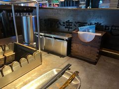 -麦凯伦烧烤·精酿超级工厂店(金桥总店)