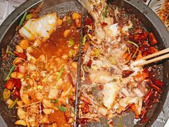 -鸣记脆皮烤鱼·海鲜烤鱼(三八广场店)
