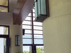 -亚龙湾喜来登·美景台大堂吧