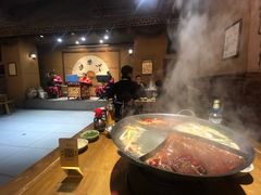 -白乐天毛肚火锅馆(解放碑店)