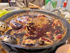 -黄潇洒老火锅(九眼桥宏济巷店)