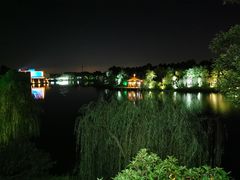 -上海怡沁园度假酒店