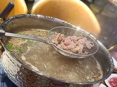 -牛满溢·自助潮汕鲜牛肉火锅(龙汇路店)
