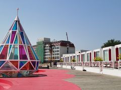 -北戴河碧螺塔海上酒吧公园