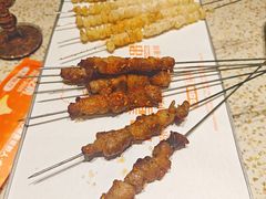 -小董哥烤串·爆汁大油边(故宫店)
