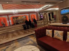 -荣誉国际酒店-云顶旋转餐厅