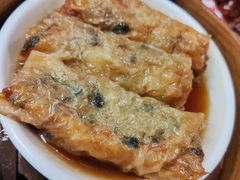 鲍汁腐皮卷-喜势点·糖沙翁手工茶点·本地人茶居(永庆坊店)