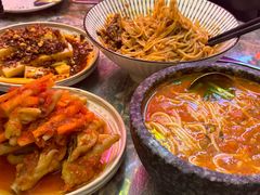 -浩海火燒雲傣家菜(芮欧百货店)