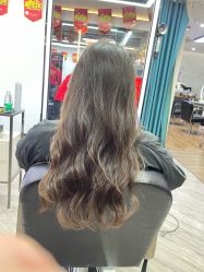-奈川烫染Salon
