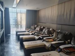 -尊江月推拿足道(周浦店)