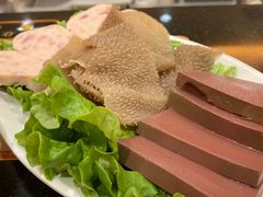 -呷哺呷哺(世贸.工三店)