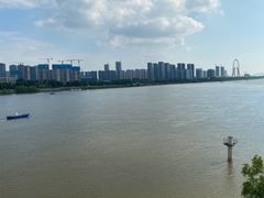 -南京眼步行桥