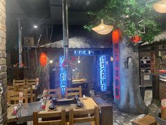 -破瓦寒窑·地摊烤羊排