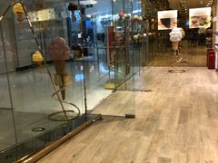 -VENCHI 闻绮(北京国贸商城店)