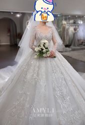 -艾米丽婚纱礼服